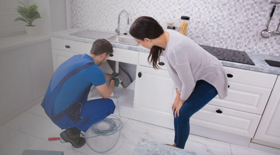 Expert burst pipe repair services in Bloomfield, NM